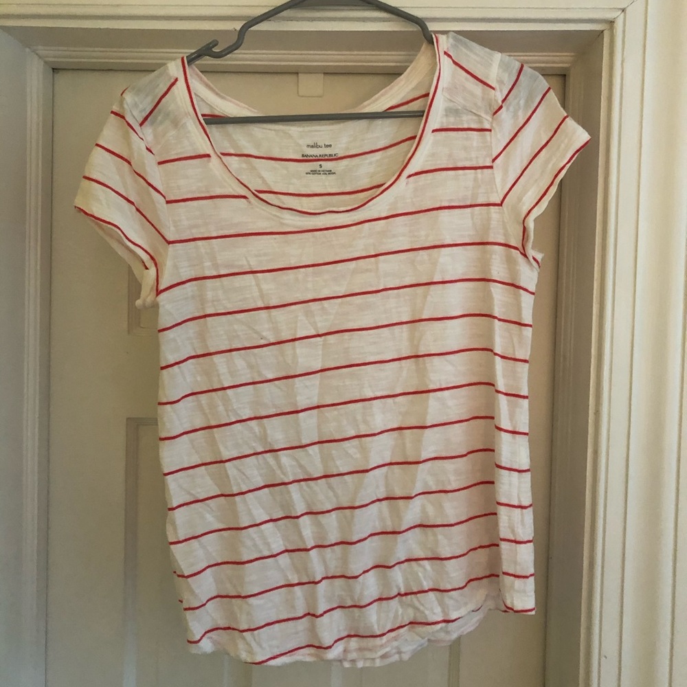 Banana Republic tee